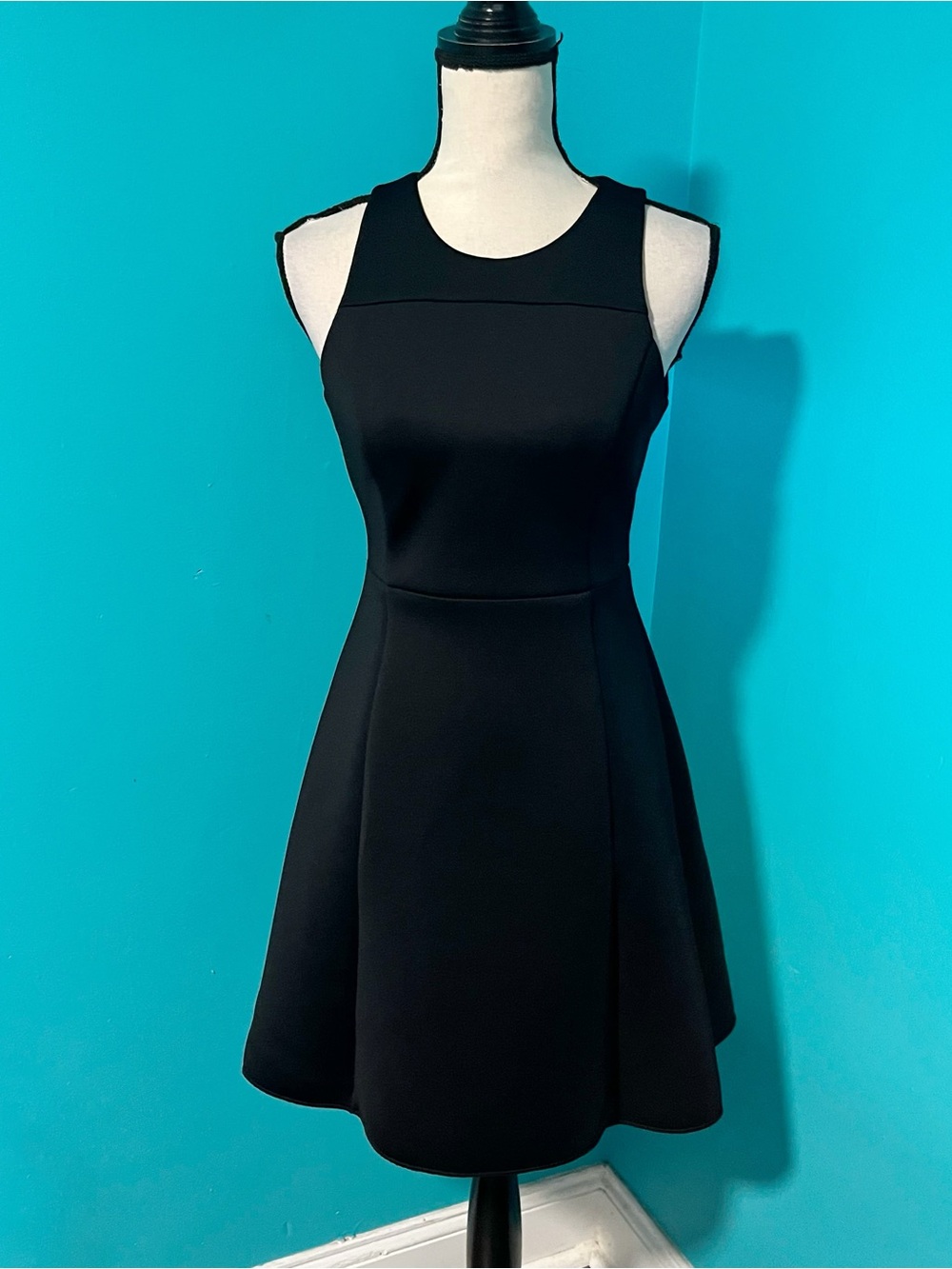 Banana Republic 2 Solid Black Scuba Knit Sleeveless Fit And Flare Mini Dress